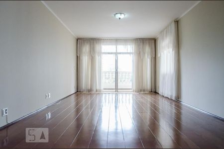 Sala de apartamento para alugar com 4 quartos, 331m² em Centro, Campinas