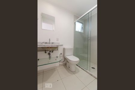 Banheiro de apartamento para alugar com 2 quartos, 70m² em Vila Madalena, São Paulo