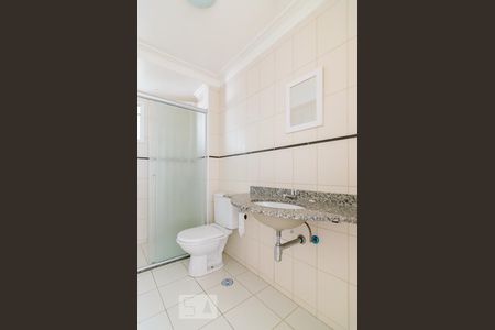 Banheiro de apartamento à venda com 3 quartos, 86m² em Vila Valparaíso, Santo André