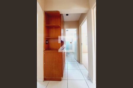 Hall dos Quartos  de apartamento à venda com 2 quartos, 55m² em Jardim Interlagos, Campinas