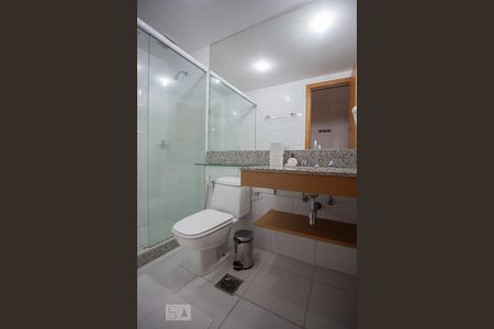 Banheiro Suite A de apartamento para alugar com 2 quartos, 90m² em Barra da Tijuca, Rio de Janeiro