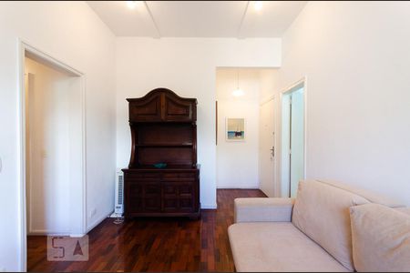Sala de apartamento para alugar com 3 quartos, 80m² em Jardim Botânico, Rio de Janeiro