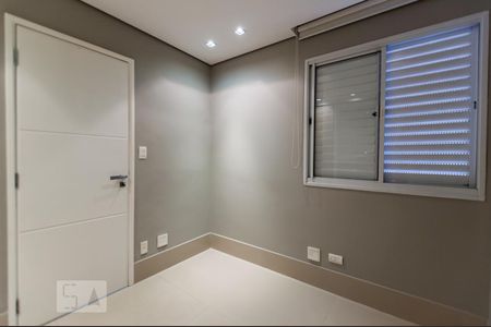 Quarto de apartamento para alugar com 2 quartos, 95m² em Tamboré, Barueri