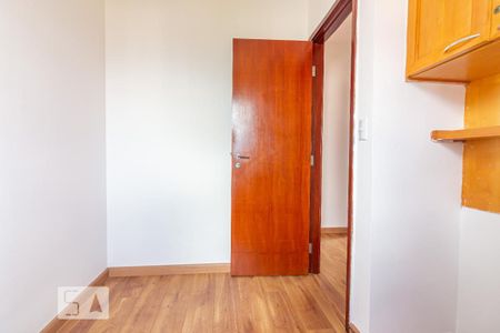 quarto 1 de apartamento para alugar com 3 quartos, 60m² em Vila Osasco, Osasco