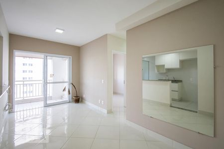 Sala de apartamento para alugar com 2 quartos, 57m² em Vila Homero Thon, Santo André