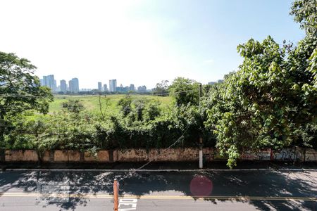 Vista de casa à venda com 4 quartos, 240m² em Fazenda Morumbi, São Paulo