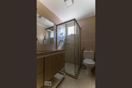 Banheiro de apartamento para alugar com 2 quartos, 77m² em Jardim, Santo André