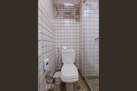 Banheiro - 3 de apartamento para alugar com 1 quarto, 39m² em Asa Norte, Brasília