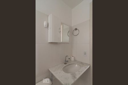 Banheiro Social de apartamento para alugar com 3 quartos, 70m² em Paquetá, Belo Horizonte