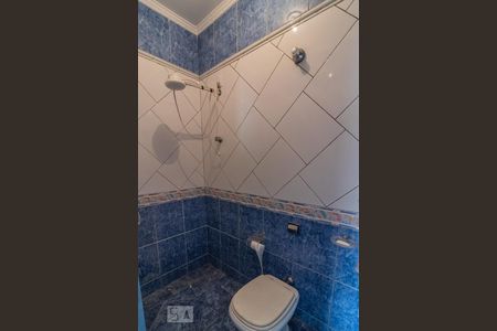 Banheiro de kitnet/studio para alugar com 1 quarto, 37m² em Santa Maria, São Caetano do Sul