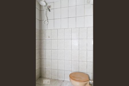 Banheiro de casa para alugar com 1 quarto, 35m² em Vila Guilherme, São Paulo