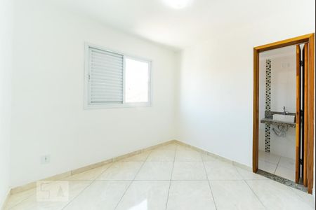 Suíte 1 de apartamento para alugar com 2 quartos, 46m² em Vila São Pedro, Santo André
