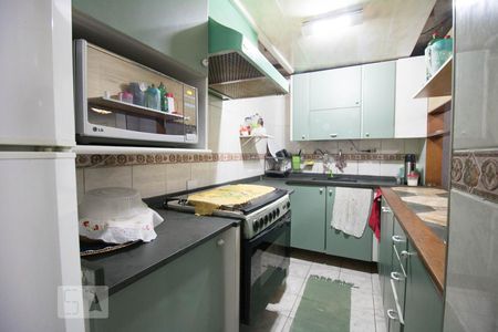 Cozinha de casa à venda com 2 quartos, 90m² em Jardim Bela Vista, Santo André