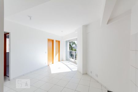 Sala  de apartamento para alugar com 2 quartos, 50m² em Setor Leste Vila Nova, Goiânia