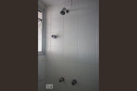 Banheiro social detalhe de apartamento à venda com 2 quartos, 69m² em Vila Madalena, São Paulo