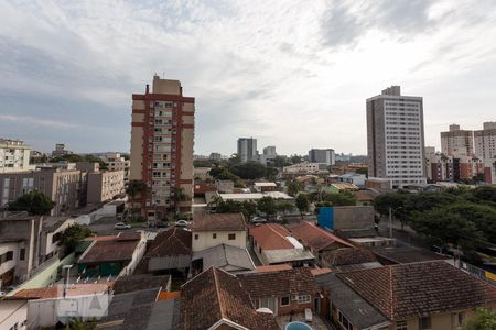Vista de apartamento para alugar com 2 quartos, 70m² em Partenon, Porto Alegre
