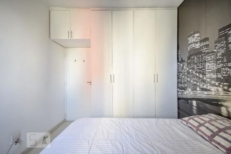 Quarto 1 de apartamento para alugar com 3 quartos, 90m² em Jardim Londrina, São Paulo