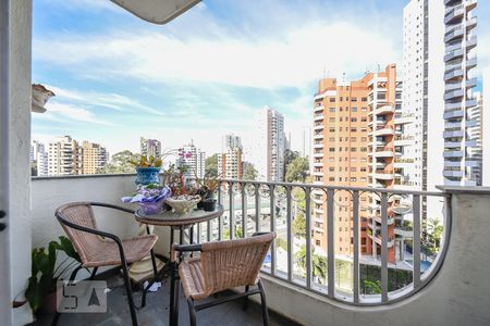 Varanda de apartamento para alugar com 3 quartos, 90m² em Jardim Londrina, São Paulo
