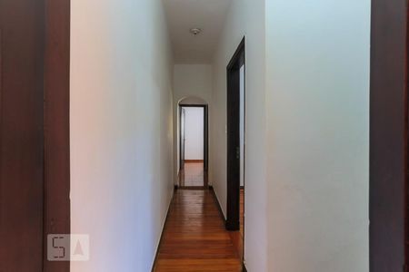 Corredor de casa para alugar com 3 quartos, 150m² em Vila Mariana, São Paulo