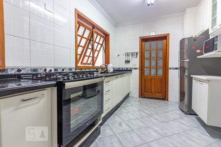 Cozinha de casa para alugar com 3 quartos, 405m² em Parque dos Príncipes, São Paulo