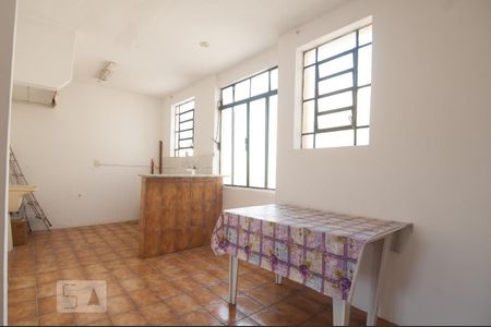 Cozinha de apartamento à venda com 3 quartos, 90m² em Partenon, Porto Alegre