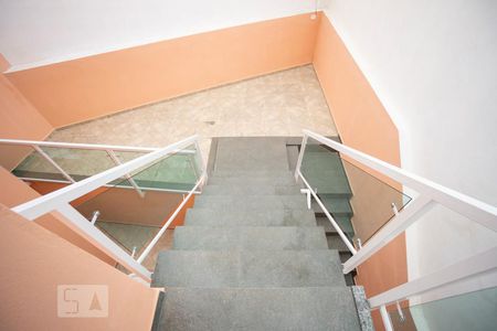 Escada de casa para alugar com 1 quarto, 22m² em Vila Formosa, São Paulo