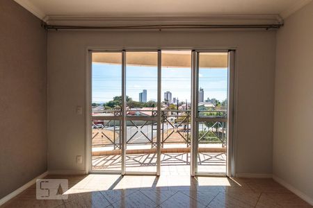 Sala de apartamento para alugar com 4 quartos, 107m² em Jardim das Paineiras, Campinas