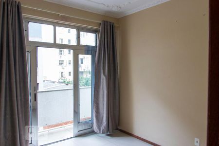 Closet do quarto 2 de apartamento para alugar com 3 quartos, 105m² em Centro Histórico, Porto Alegre