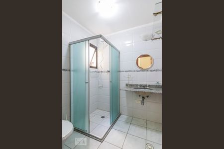 Banheiro de apartamento para alugar com 3 quartos, 88m² em Campestre, Santo André