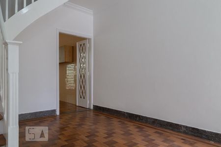 Sala de casa à venda com 3 quartos, 120m² em Paraíso, São Paulo