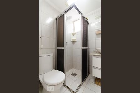 Banheiro de kitnet/studio à venda com 1 quarto, 40m² em Cambuí, Campinas