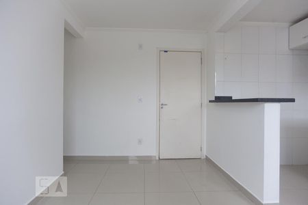 Sala de apartamento à venda com 2 quartos, 52m² em Jardim Nova Europa, Campinas