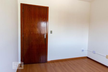 Quarto 2 de apartamento para alugar com 2 quartos, 250m² em Jardim Lindóia, Porto Alegre