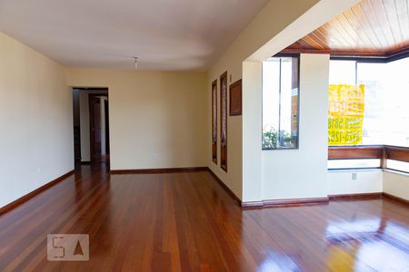 Sala de apartamento para alugar com 2 quartos, 250m² em Jardim Lindóia, Porto Alegre