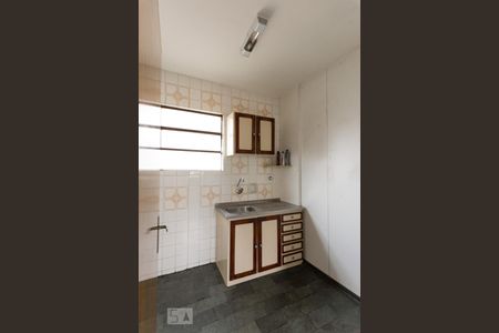 Cozinha de apartamento para alugar com 3 quartos, 75m² em Pampulha, Belo Horizonte