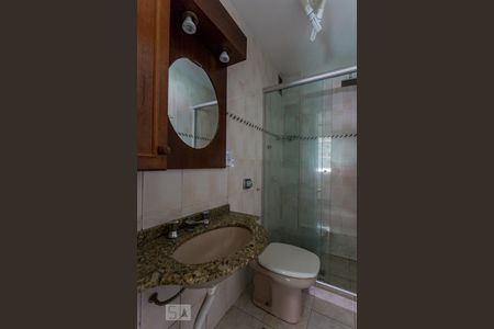 Banheiro da suíte de apartamento para alugar com 3 quartos, 113m² em Menino Deus, Porto Alegre