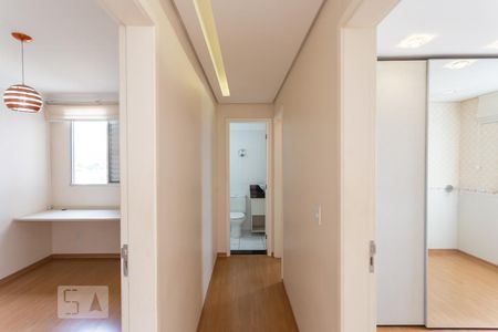 Corredor de apartamento à venda com 3 quartos, 58m² em Jardim Nova Europa, Campinas