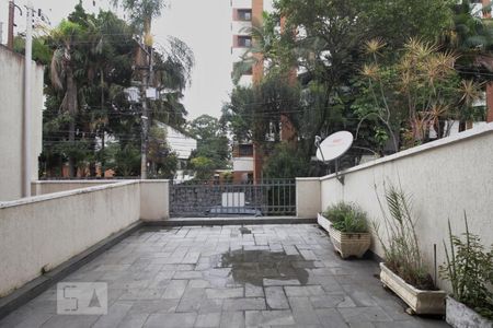 Varanda de casa para alugar com 3 quartos, 121m² em Real Parque, São Paulo