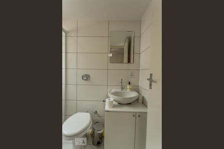 Banheiro de apartamento para alugar com 1 quarto, 36m² em Cidade Baixa, Porto Alegre