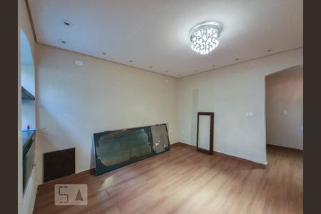 Sala de casa para alugar com 3 quartos, 100m² em Cambuci, São Paulo