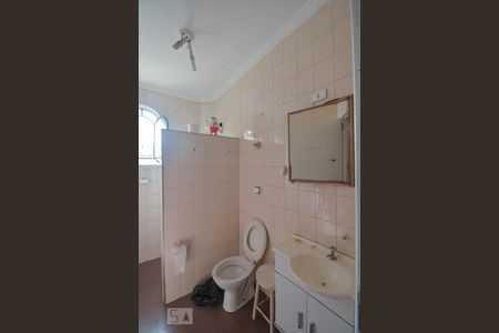 Banheiro de casa à venda com 2 quartos, 100m² em Fundação, São Caetano do Sul