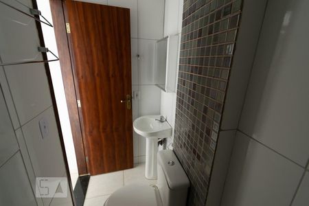 Banheiro de apartamento para alugar com 1 quarto, 30m² em Guará Ii, Brasília