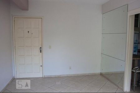 Sala de apartamento à venda com 2 quartos, 63m² em Cavalhada, Porto Alegre