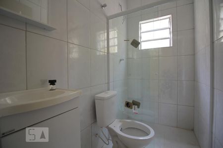 Banheiro de casa para alugar com 1 quarto, 55m² em Jardim Celeste, São Paulo