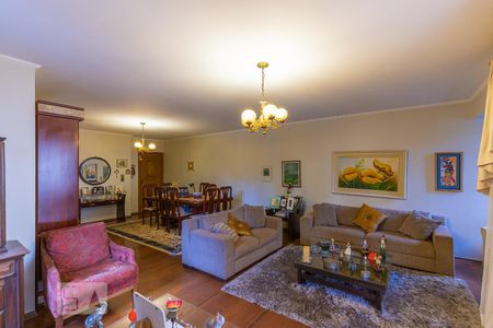 Sala de apartamento para alugar com 4 quartos, 200m² em Cambuí, Campinas
