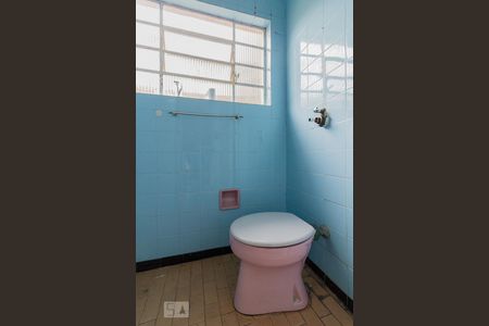 Banheiro de casa de condomínio para alugar com 1 quarto, 30m² em Casa Branca, Santo André