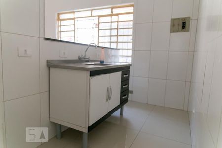 Cozinha de casa para alugar com 1 quarto, 30m² em Liberdade, São Paulo