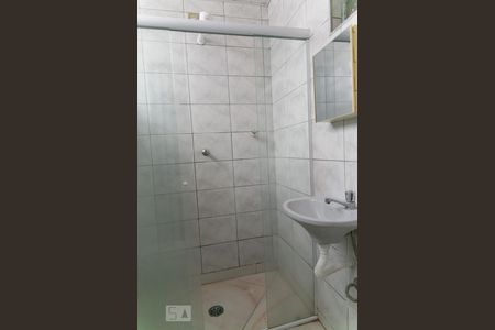 Banheiro de casa para alugar com 1 quarto, 30m² em Liberdade, São Paulo