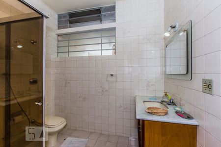 Banheiro de apartamento para alugar com 3 quartos, 132m² em Santo Agostinho, Belo Horizonte