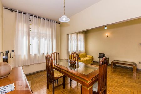Sala de apartamento para alugar com 3 quartos, 132m² em Santo Agostinho, Belo Horizonte